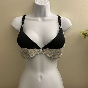 💙Black bra with white lace: 36 D